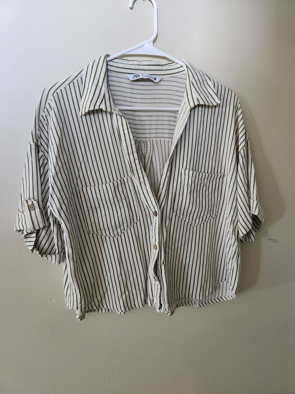 Zara Cream and Black Striped Button-Front Short Sleeve Shirt